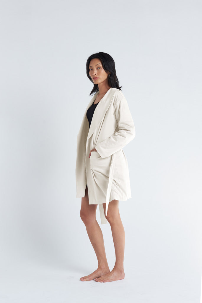 Heated Lounge Robe in Ivory